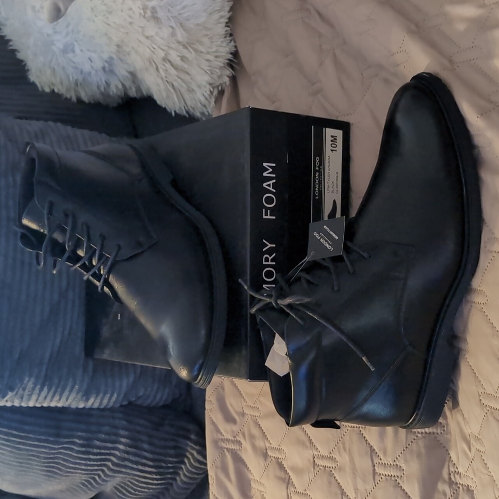 London Fog Men's Black Chukka Boots